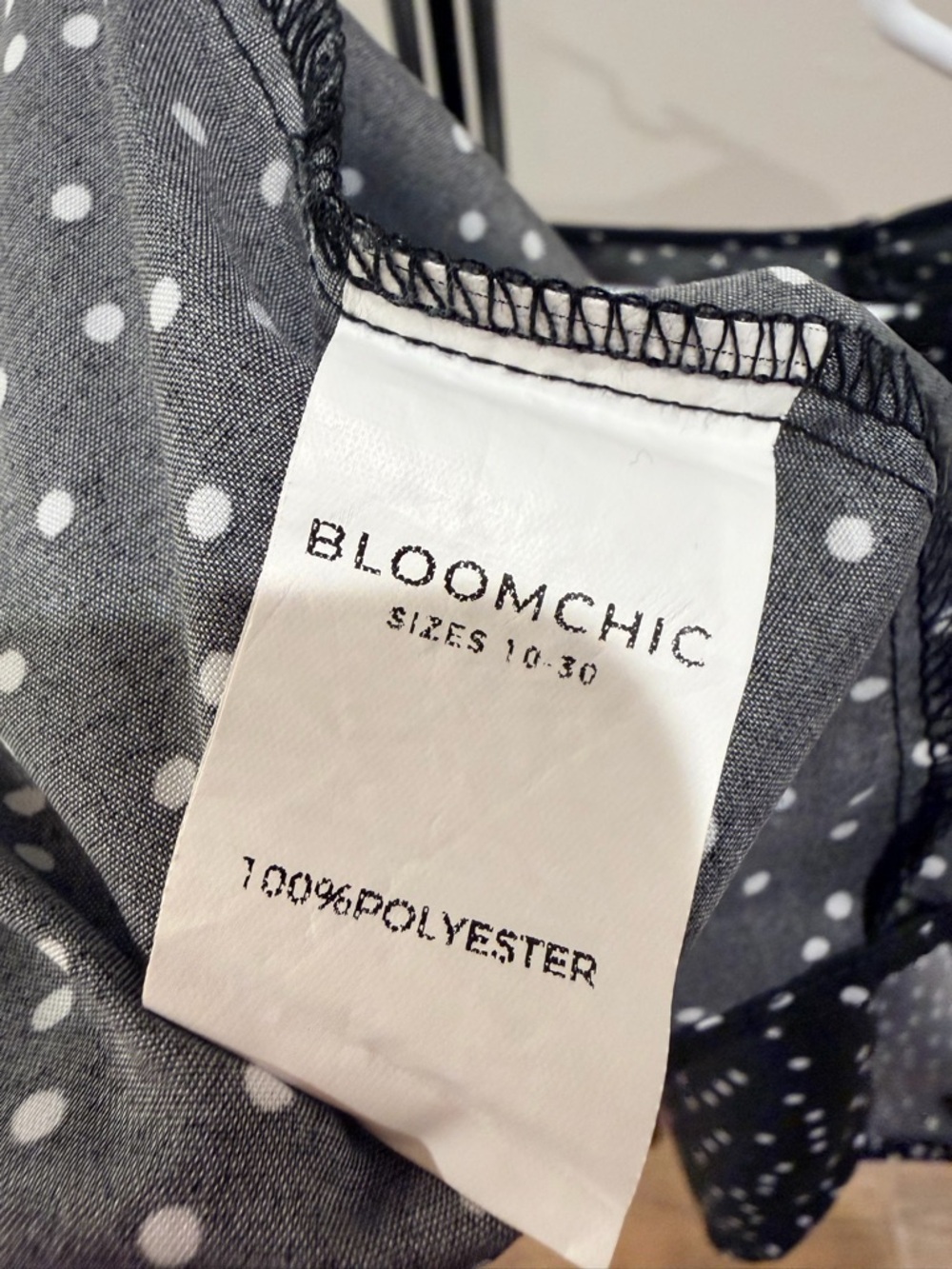 BloomChic Polka Dot Blouse – Size 18/20 - Picture 4 of 5